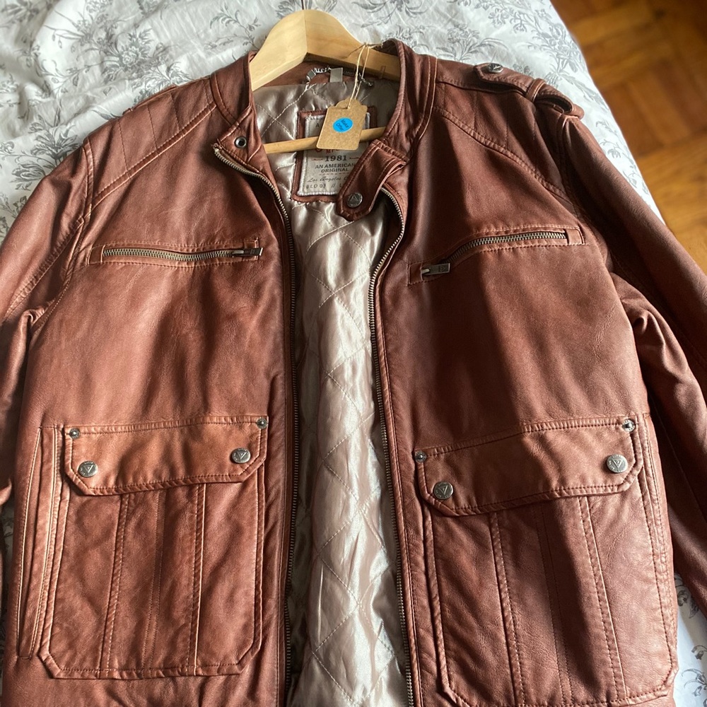 Men’s jacket - Picture 2 of 3